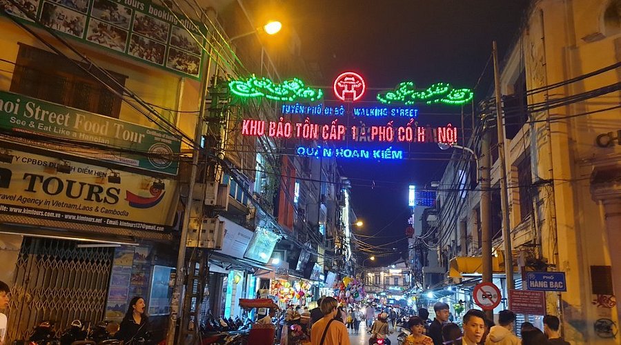 Ta Hien Street Hanoi